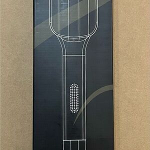 Reviio Hair straightening brush